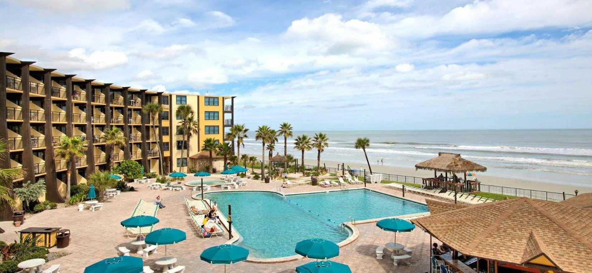 Urban Escape By The Sea - Hawaiian Inn Studio Daytona Beach